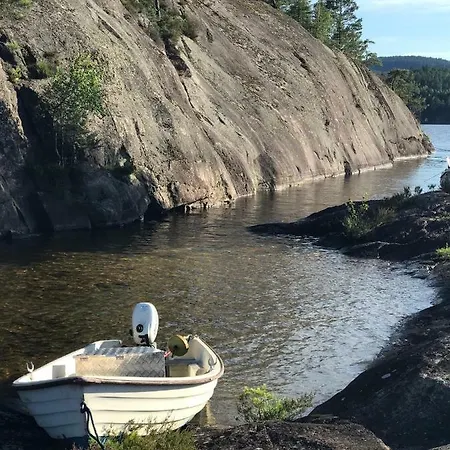 Telemark Cabin On A Small Island 度假居 Bergan